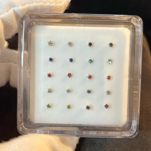 925 Sterling Silver Jewelry - 925 Sterling silver 20 gage crystal CZ Nose Rings set of 20.